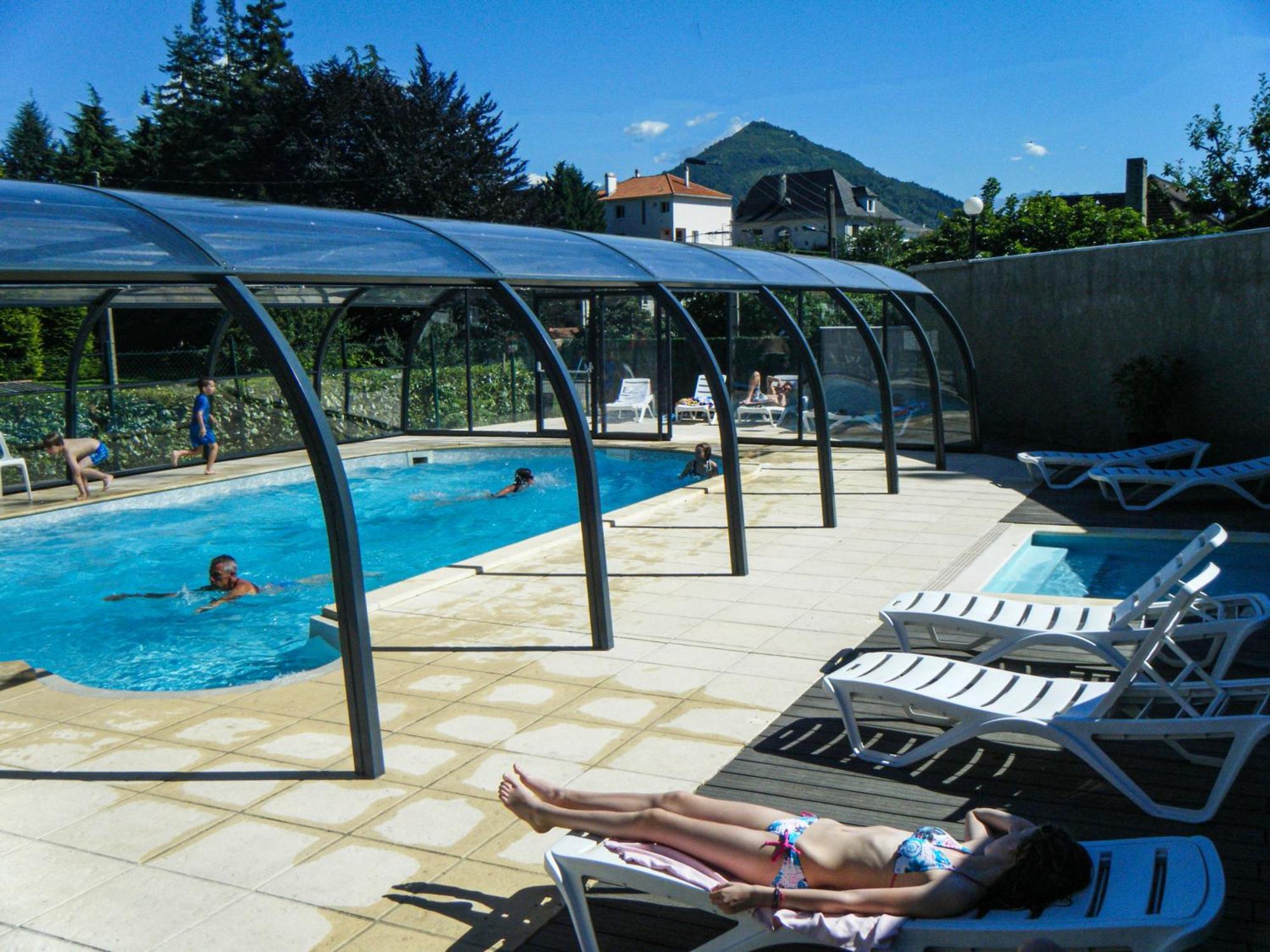 Camping Plein Soleil Lourdes Exterior photo